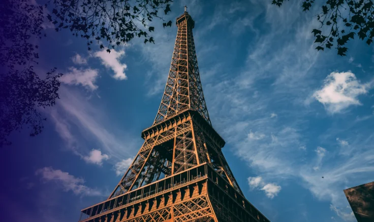 eiffel tower